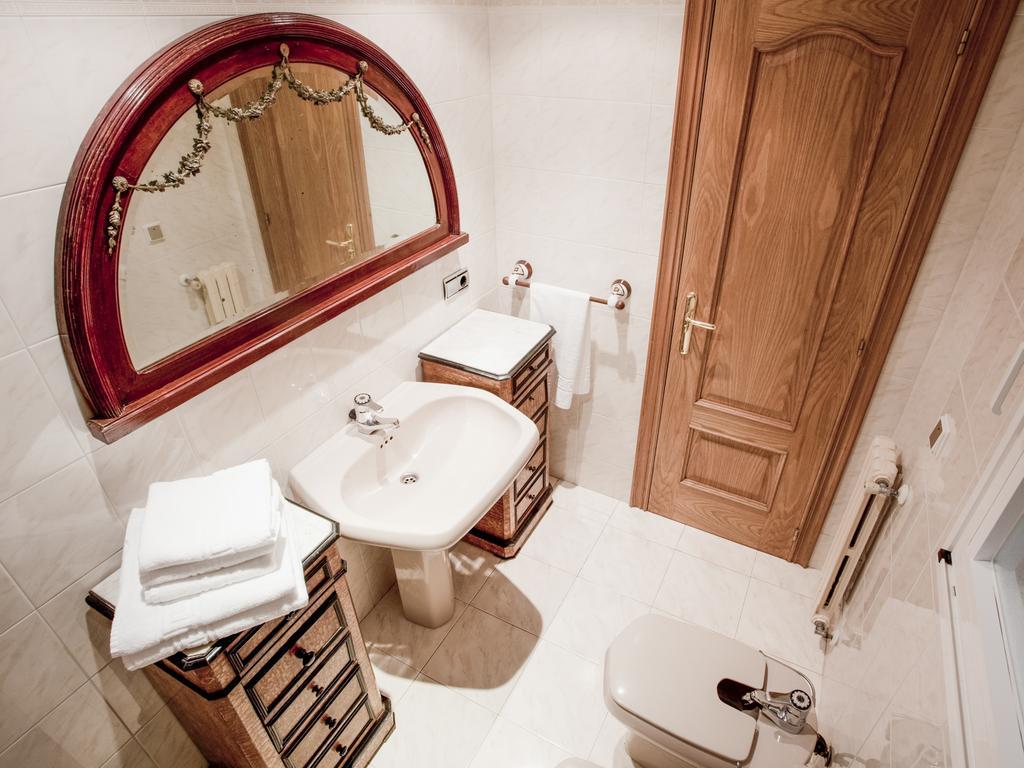 Emyrent I Ondarreta Apartment San Sebastian Room photo